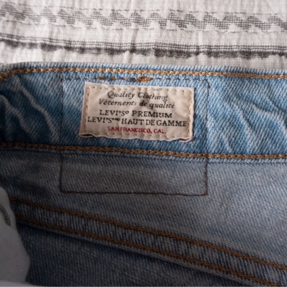 Levi’s 70’s high rise straight leg - Picture 5 of 8